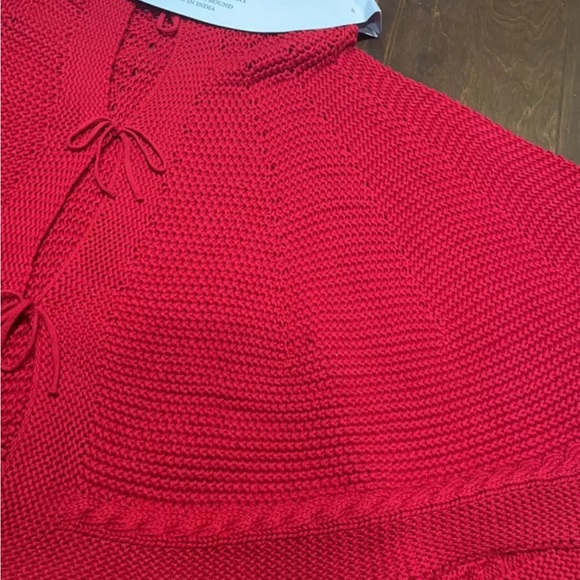 Wendy Bellissimo Holiday Christmas Tree Skirt Red crochet knit 54” Diameter - Picture 4 of 4